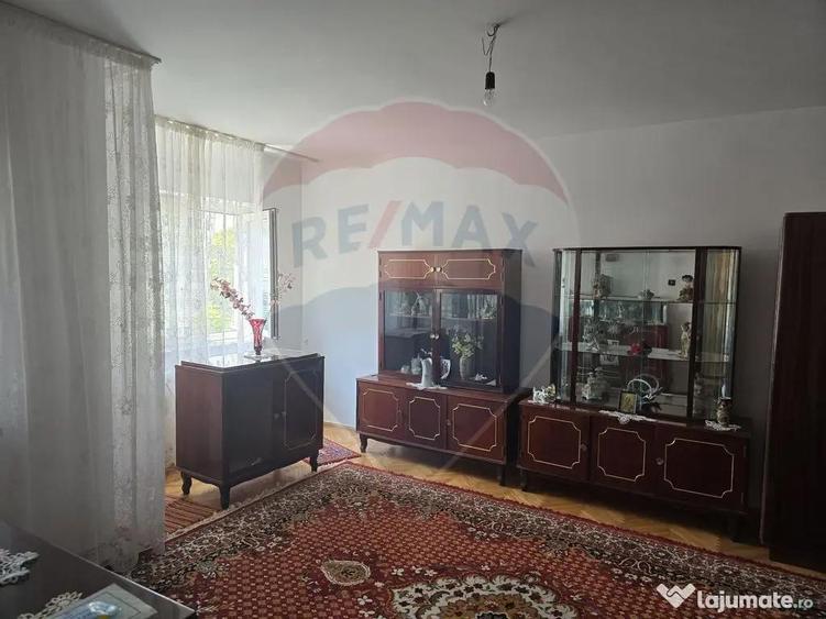Garsonieră decomandată în Calea Severinului