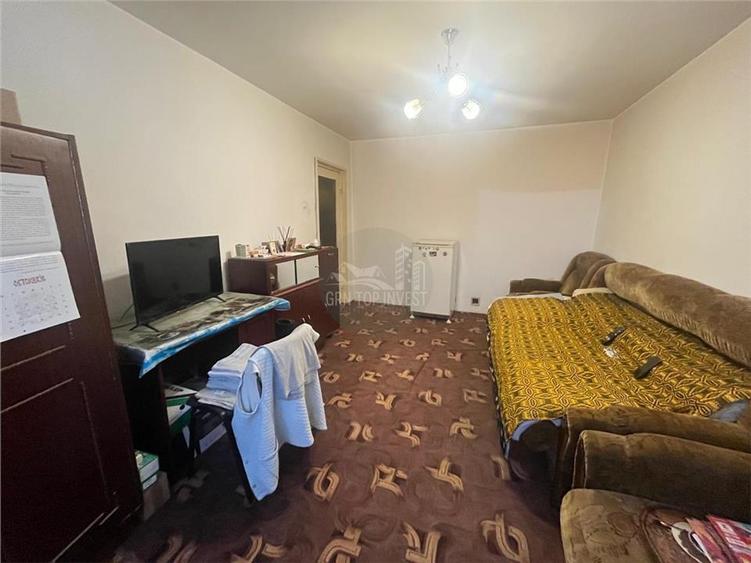 Apartament cu 2 camere decomandat, mobilat în Vasile Aaron