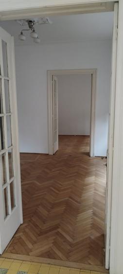 Casă cu 4 camere cu Teren 204 Mp în Floreasca