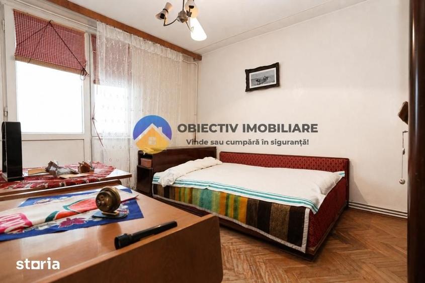 Apartament cu 3 camere decomandat în Dărmănești