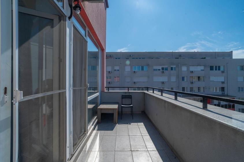 Penthouse cu 2 camere decomandat, mobilat în UTA