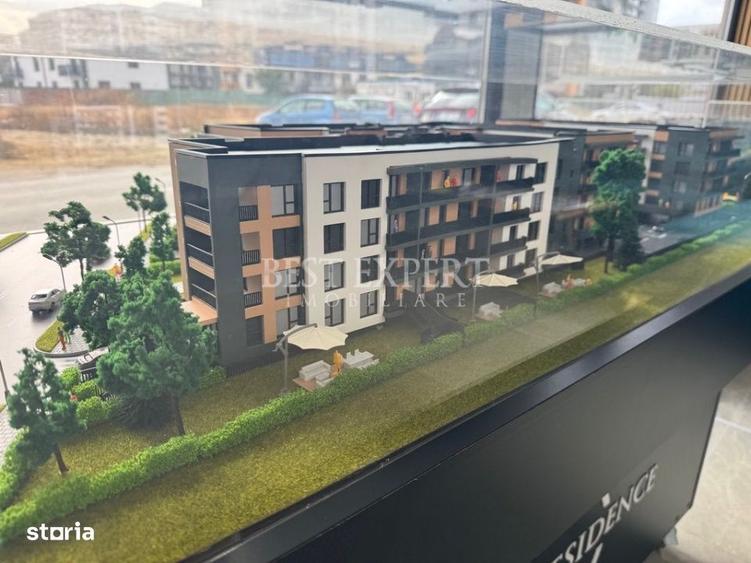Apartament cu 4 camere decomandat în Cățelu