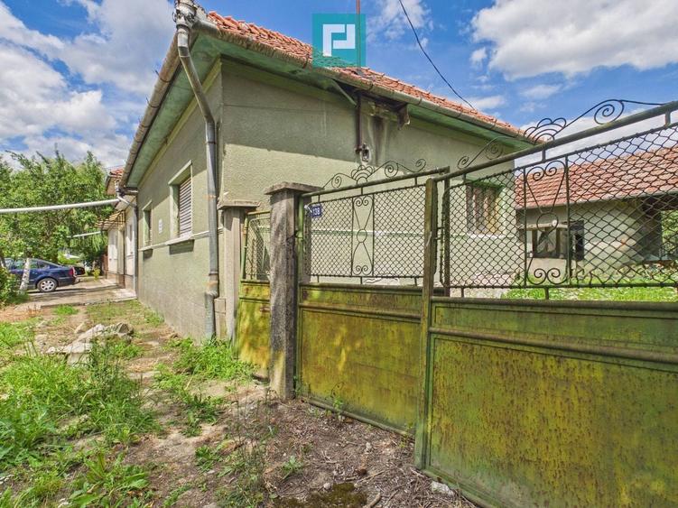 Casă individuală cu 3 camere cu Canalizare în Bonțești