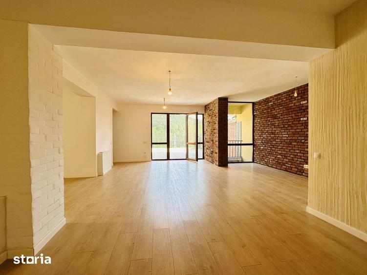 Apartament cu 4 camere în Florești