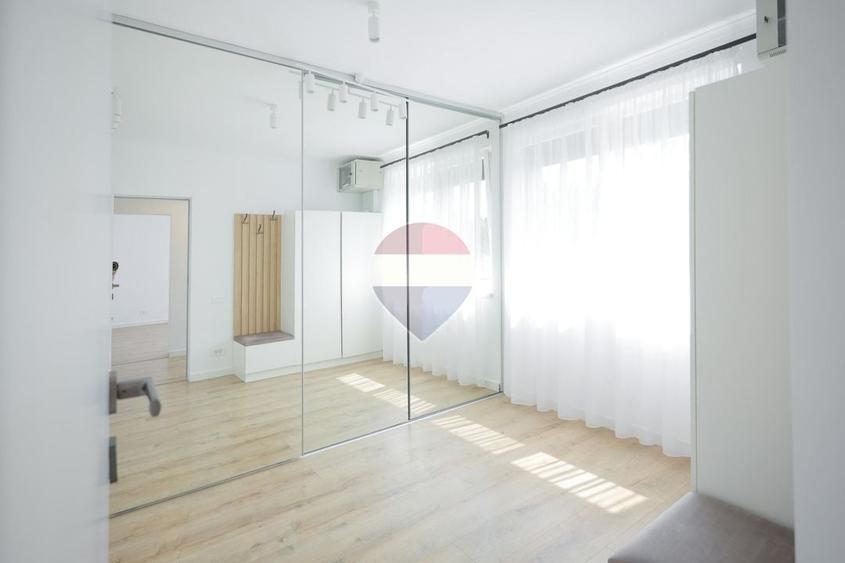 Casă individuală cu 4 camere cu Teren 327 Mp în Oncea