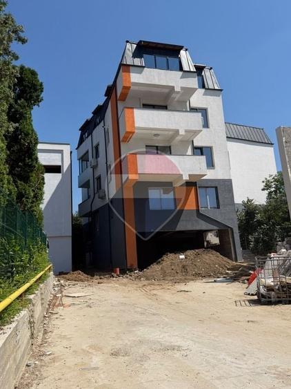 Apartament cu 3 camere decomandat, mobilat în 1 Mai