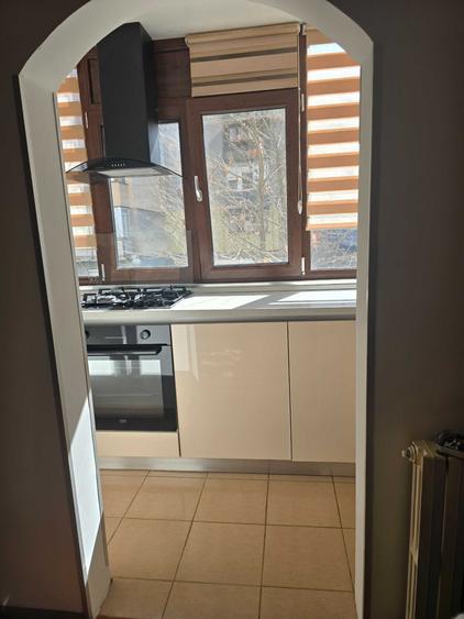 Apartament cu 2 camere decomandat în Exterior Vest
