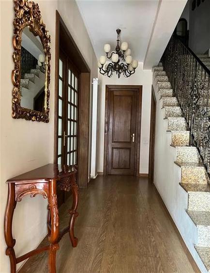 Duplex cu 7 camere cu Canalizare în Iancu Nicolae