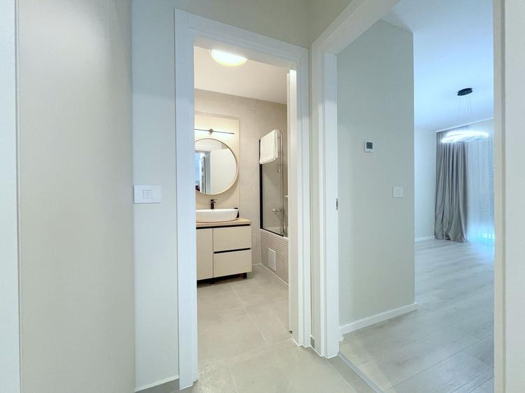 Apartament cu 3 camere decomandat, mobilat în Lipovei