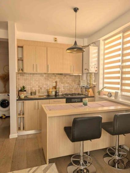 Apartament cu 3 camere decomandat în Vârteju