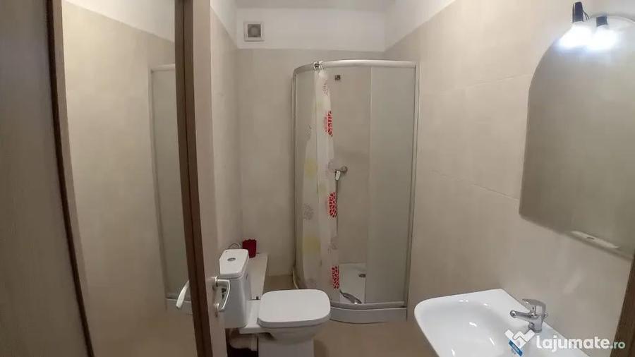 Apartament cu 3 camere decomandat în Nord