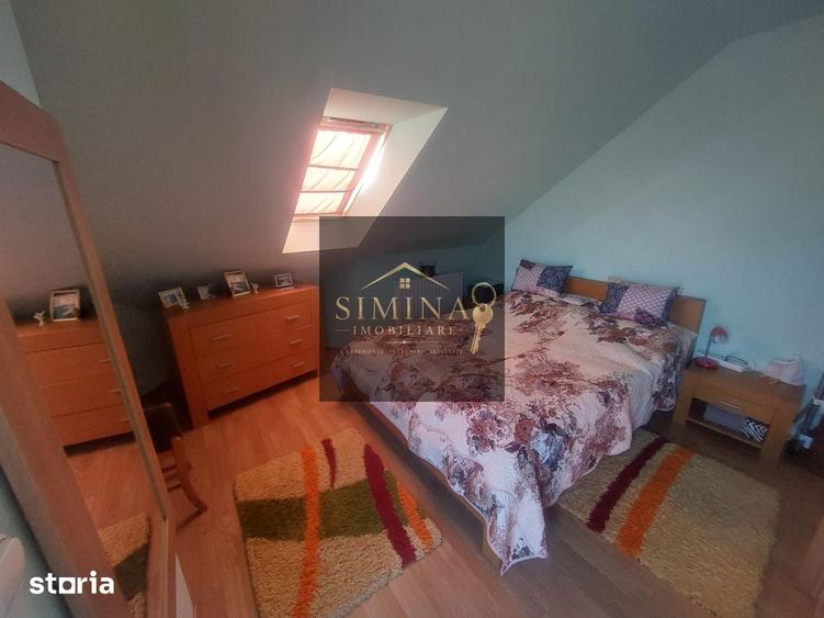 Casă cu 4 camere cu Teren 700 Mp în Livezeni