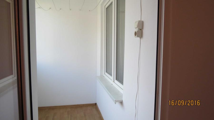 Apartament cu 4 camere semidecomandat în Politehnica