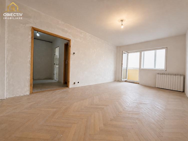 Apartament cu 3 camere decomandat în 1 Mai