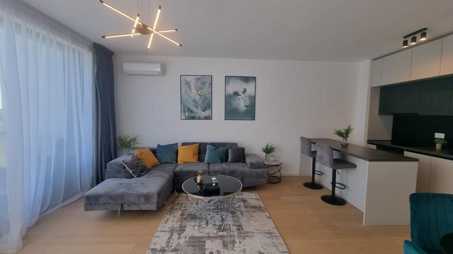 Apartament cu 2 camere decomandat în Băneasa