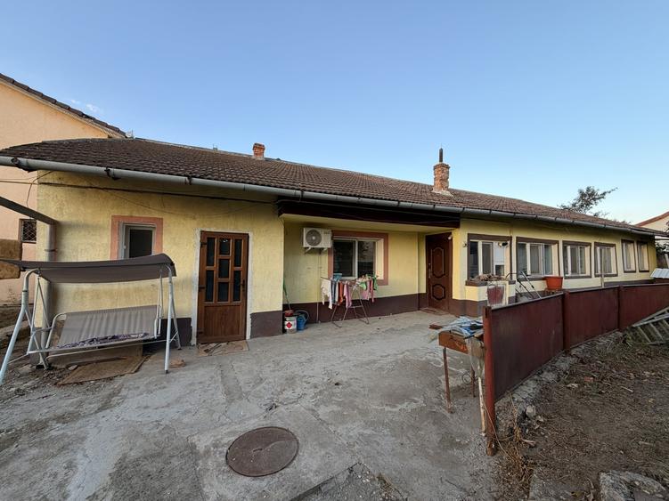 Casă individuală cu 3 camere cu Canalizare în Blașcovici