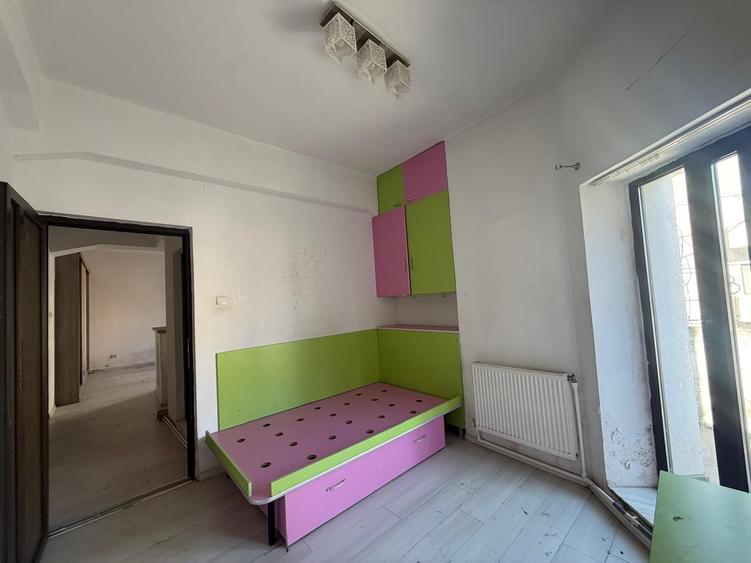 Apartament cu 2 camere decomandat în Ultracentral