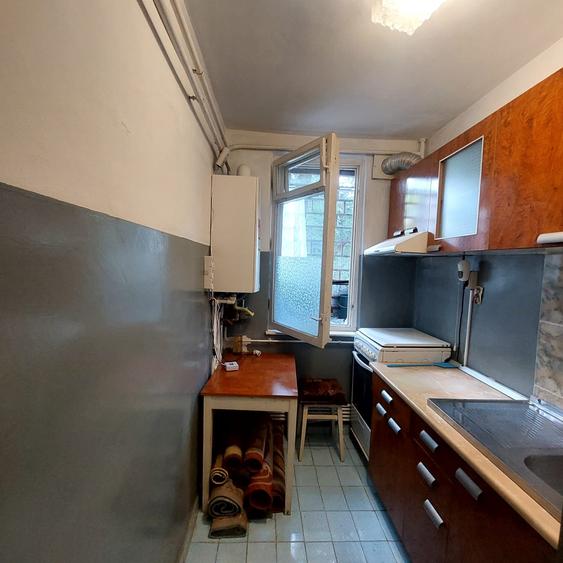 Apartament cu 2 camere decomandat în Micro 19