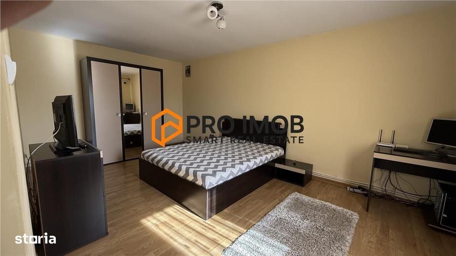 Casă cu 3 camere decomandat în Căpățânești