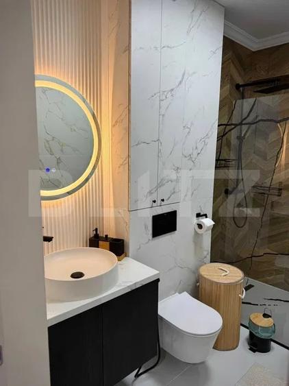 Apartament cu 2 camere semidecomandat, mobilat în Năsăud