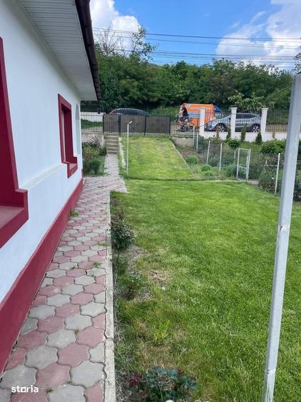 Casă cu 3 camere în Mărgineni
