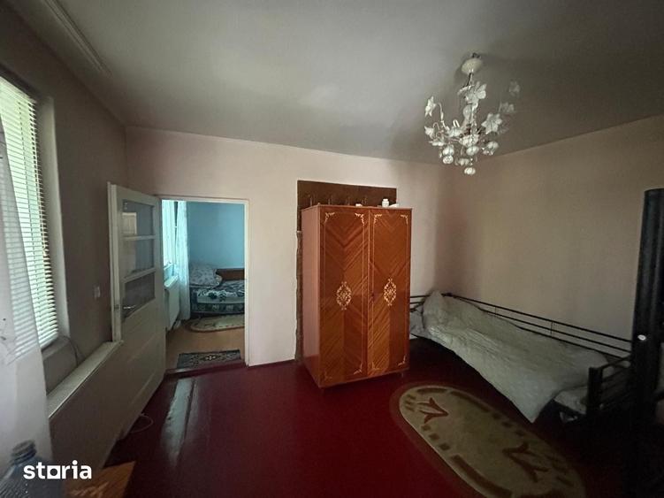 Casă cu 4 camere cu Teren 1100 Mp în Dumbrava