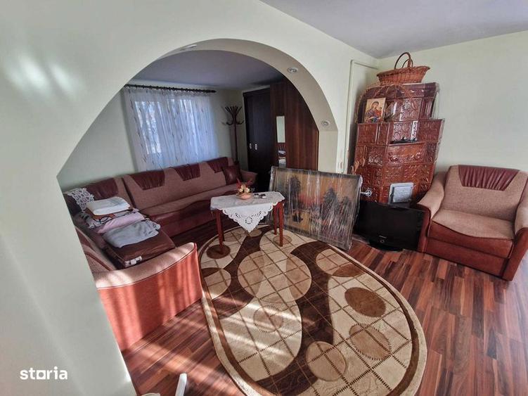 Casă cu 4 camere cu Teren 140 Mp în Blejoi