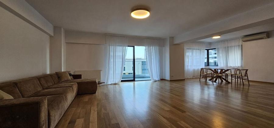 Apartament cu 3 camere în Aviației