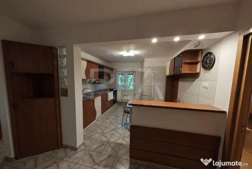 Apartament cu 3 camere decomandat în Uverturii
