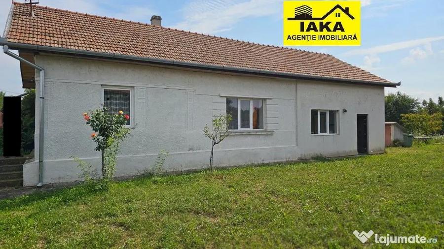Apa, casa P+M,14 ari teren - 1