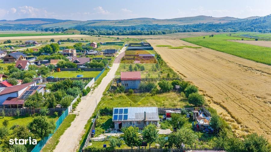 Teren de 1400 mp, în Central