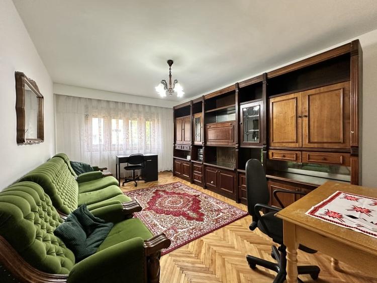 Apartament cu 2 camere decomandat, mobilat în Zorilor