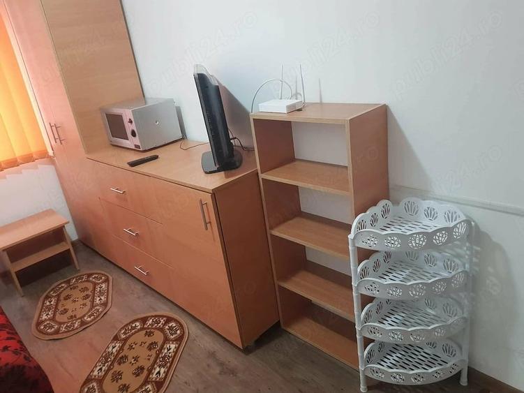 Garsonieră decomandată în Central