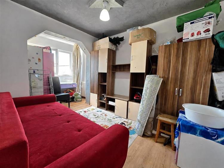 Apartament cu 2 camere semidecomandat în Iosia-Nord