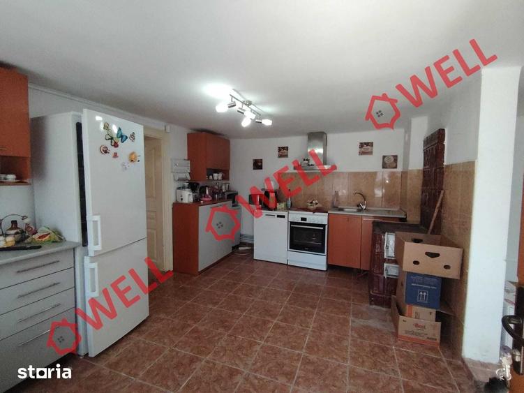 Casă cu 5 camere cu Teren 1249 Mp în Măieruș