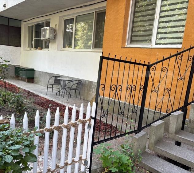Apartament cu 2 camere, 47.50 mp, zona Aleea Carpati - 13