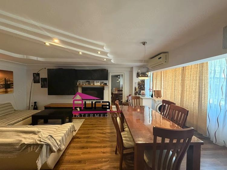 Inchiriez apartament 3 camere zona Peco - 12