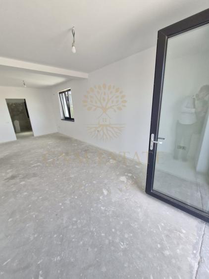 Duplex cu 5 camere cu Canalizare în Theodor Pallady