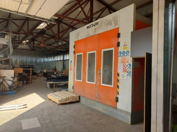 Spațiu industrial, de 2,000 mp, în Ciolpani