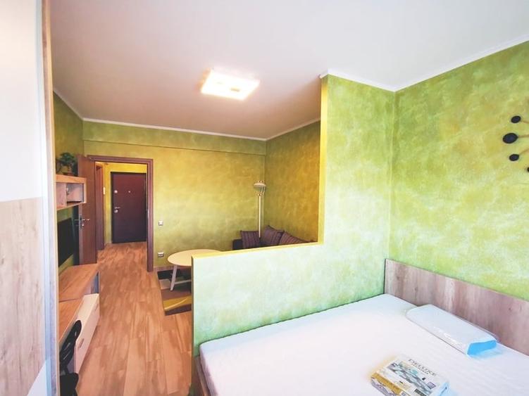 Garsonieră decomandată în Politehnica