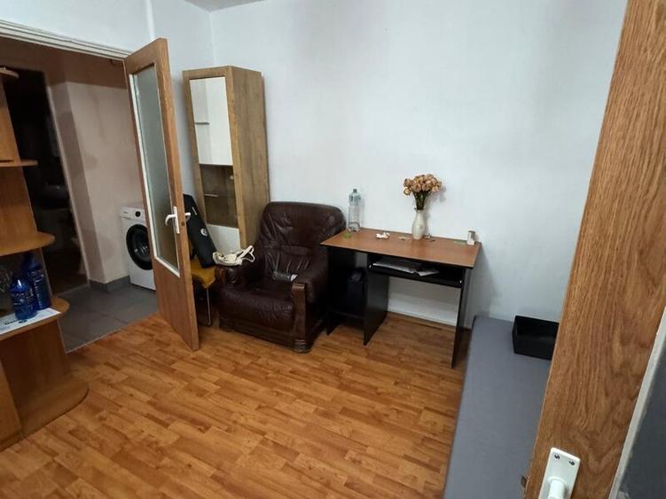 Apartament cu 2 camere semidecomandat în Brâncoveanu