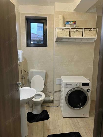 Apartament cu 3 camere decomandat, mobilat în Republicii