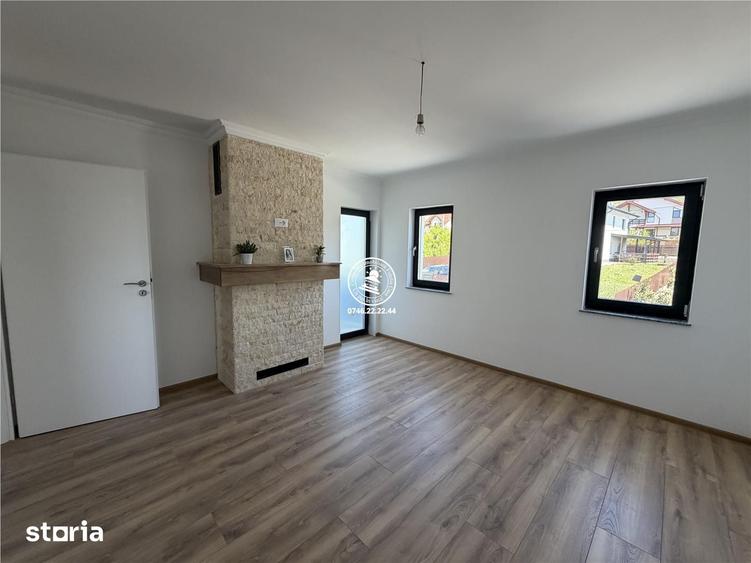 Casă cu 4 camere cu Teren 500 Mp în Bârnova