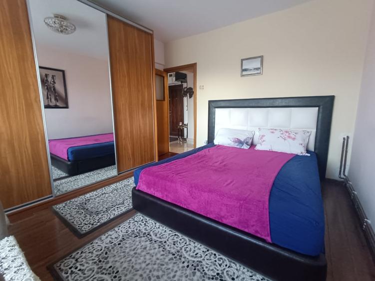 Apartament cu 2 camere decomandat în Capitol
