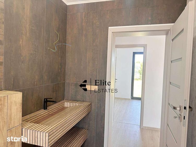 Casă cu 4 camere cu Teren 500 Mp în Sânmartin