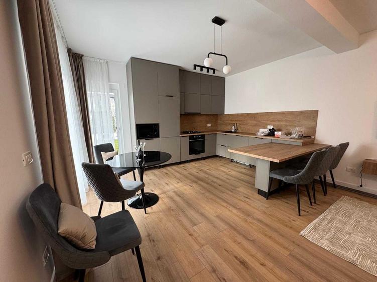 Casă cu 4 camere în Covaci