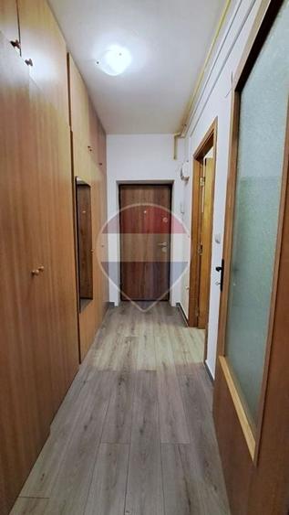 Garsonieră decomandată, mobilată în Drumul Taberei