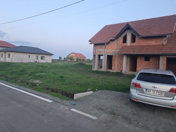 Casă cu 4 camere în Șagu