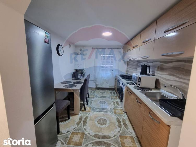 Apartament cu 3 camere de inchiriat - 11