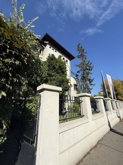 Spațiu comercial, de 40 mp, în Capitale